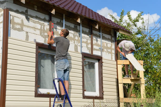 Affordable siding repair and maintenance services in Youngwood, PA